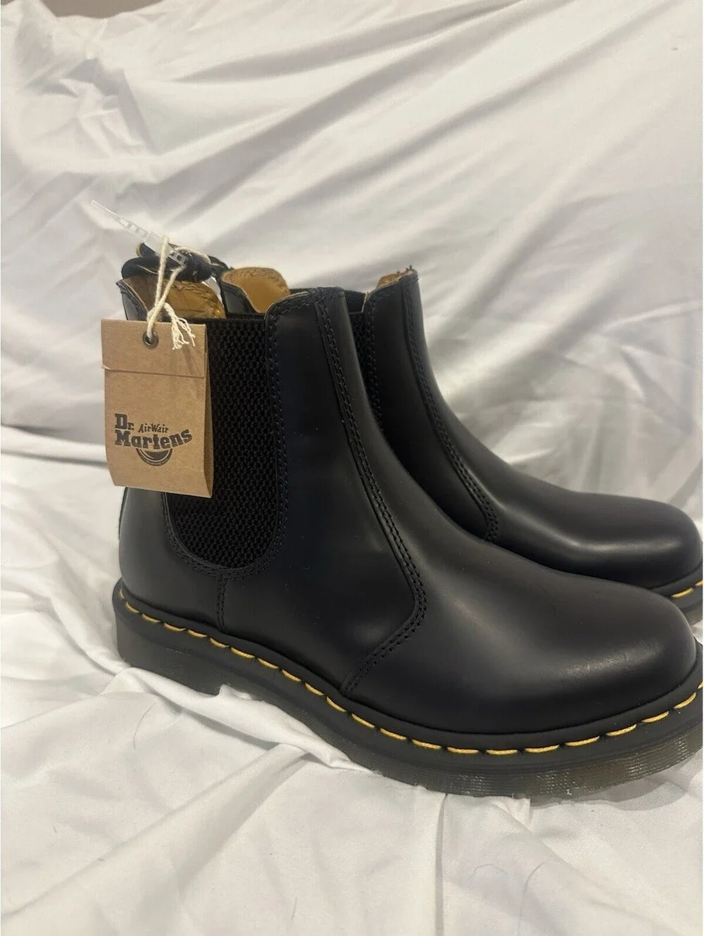 Dr. Martens women’s Chelsea Ankle Boot Black Leather Slip Resistant US 7 pull on